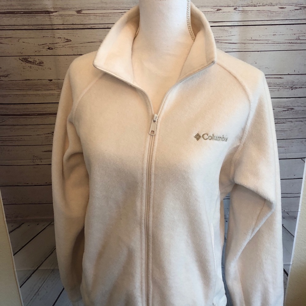 Columbia size XLarge white fleece